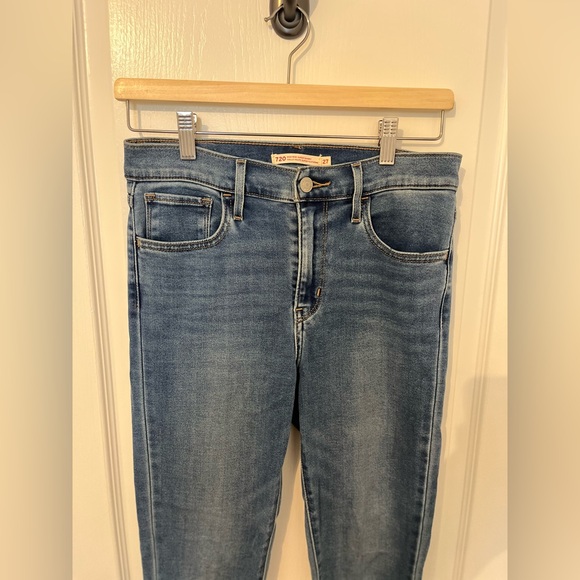 Levi’s high rise super skinny - Picture 5 of 5